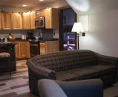 Elk Haven Vacation Cabins, Custer SD, The Blue Bird's Nest