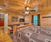 Broken Bow Bungalow - Relaxed Retreat with Deck!