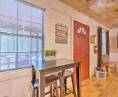 Broken Bow Bungalow - Relaxed Retreat with Deck!