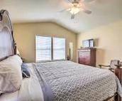Spacious Afton Townhome, Walk to Lake + Restaurant