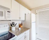 Sea Colony condo with beach access, water views, shared pool & tennis