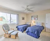 Quiet Sun City Home w/ Grill - Golf & Hike Nearby!