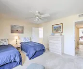 Quiet Sun City Home w/ Grill - Golf & Hike Nearby!