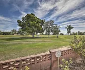 Quiet Sun City Home w/ Grill - Golf & Hike Nearby!