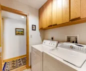 Beautiful family home w/full kitchen and gorgeous views from living room
