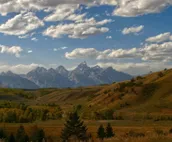 Rustic townhome near Jackson Hole Golf & Tennis Club with private sauna & deck