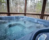 Peaceful Peak-Inside State Park|Secluded|Close to Lake|3 Bedroom|Sleeps 8