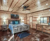 Peaceful Peak-Inside State Park|Secluded|Close to Lake|3 Bedroom|Sleeps 8