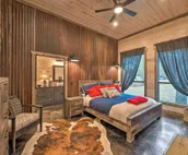 Luxury Cabin in the Woods w/ Hot Tub & Yard Games!