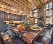 Luxury Cabin in the Woods w/ Hot Tub & Yard Games!