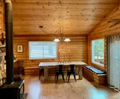 The Park Chalet - Rustic charm - Pet-Friendly - Downtown - Lake - Restaurants...