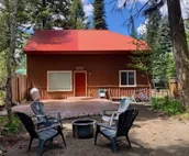 Longhorn Hideaway: Pet Friendly, Near Ponderosa Park, Quiet Wooded Neighborhood