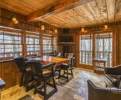 Luxurious Two-Story Treehouse | Minutes from Lake Sunapee | Peaceful