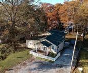 Ferriday Lakehouse - Private Dock, Deck & Yard!