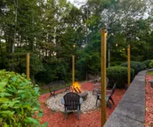 The Toasty Marshmallow - Newly-renovated family getaway minutes away from