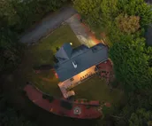 The Toasty Marshmallow - Newly-renovated family getaway minutes away from
