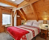 Killington Cabin - Left Unit: Great for families, Cozy, Close to Mountain. Ho...