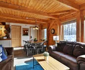 Killington Cabin - Left Unit: Great for families, Cozy, Close to Mountain. Ho...