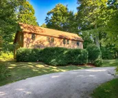 Killington Cabin - Left Unit: Great for families, Cozy, Close to Mountain. Ho...