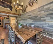 Grand Ruidoso Hideaway w/ Game Room & Hot Tub!