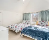 Tastefully-Decorated High-End Home with Private Pool, Washer/Dryer, High-Spee...