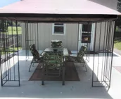 Convenient Family-Friendly Home -10 Min to Tulsa!"