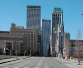 Convenient Family-Friendly Home -10 Min to Tulsa!"