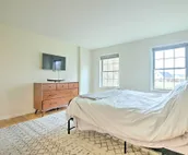 Pet-Friendly Lebanon House w/ Lake Access!