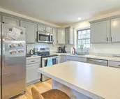 Pet-Friendly Lebanon House w/ Lake Access!