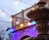Western Carriage House Studio Suite- Western themed retreat- Full Kitchen & Bath