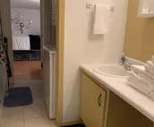 Posh and Practical,1 bedroom condo