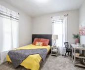 Charming 2 bedroom bungalow close to downtown.