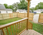 Charming 2 bedroom bungalow close to downtown.