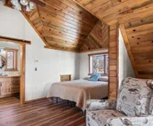 Private Lodging on 12 Acres with Kenai Mountain Views