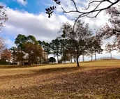 Primrose Farmhouse (Near Turner Falls)