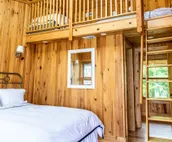 Spectacular Luxury Home W/Private Pool with Slide/Hot Tub/Patio/Carriage House