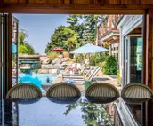Spectacular Luxury Home W/Private Pool with Slide/Hot Tub/Patio/Carriage House