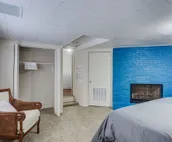 3BR House near Tropicana, IU Health, UE, USI