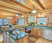 Family Cabin Retreat - 10 Mi to Rapid City!