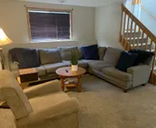★ FM getaway | 3 br | 2-stall garage pkg ★