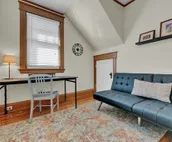 Oakley Square 3BR Charmer - Total Walkability by RedAwning