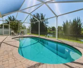Amazing outdoor living on a freshwater canal, 4 bedrooms, pet-friendly