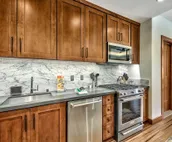 Luxury Three Bedroom Residence steps from Heavenly Village Book 7 Nights for ...
