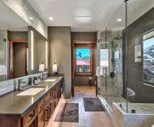 Luxury Three Bedroom Residence steps from Heavenly Village Book 7 Nights for ...