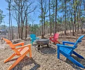 Luxury Cabin Getaway ~1 Mi To Broken Bow Lake!
