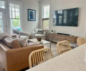 Carlton Landing Vacation Home with EV Charging