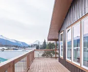 Gorgeous Chilkat Tower #3, 2BR Condo, downtown