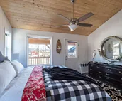 Gorgeous Chilkat Tower #3, 2BR Condo, downtown