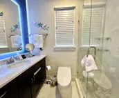 Destiny Beach Villa 4 Spring Break! Waterfront! Beach gear! 2 King Masters!