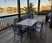 Destiny Beach Villa 4 Spring Break! Waterfront! Beach gear! 2 King Masters!